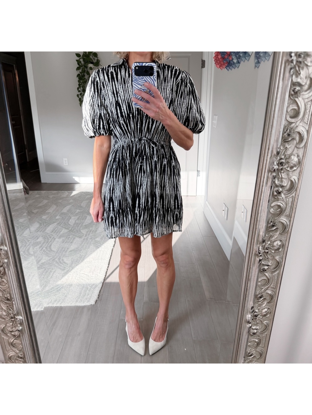 Elizabeth James The Label Puff Sleeve Mini Dress Size S